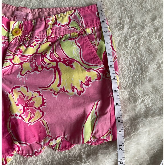 Lilly Pulitzer Womens Callie Pink Day Lilly Scalloped Hem Shorts Size 2 - Picture 8 of 9